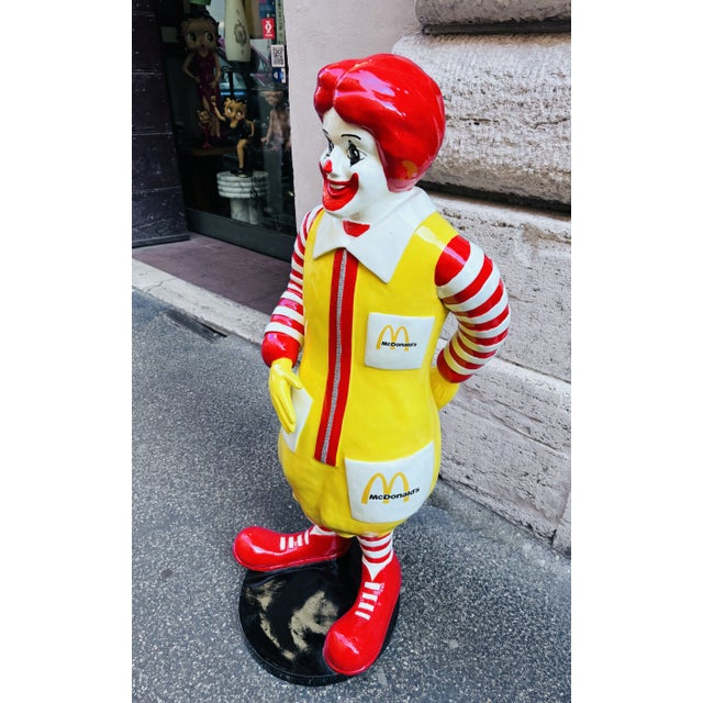 Ronald McDonald Sculpture in Resin For Sale - Image 4 of 4