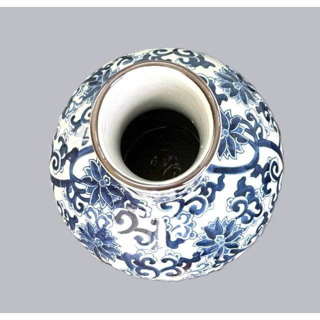 Chinoiserie Blue and White Chinese Baluster Vase For Sale - Image 3 of 8