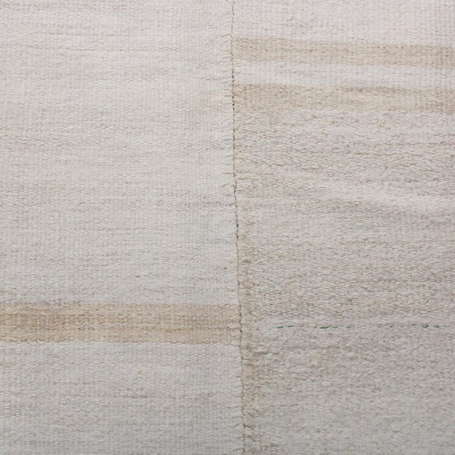 1970s Vintage Geometric Striped Beige and Off-White Wool Kilim Rug For Sale - Image 5 of 6