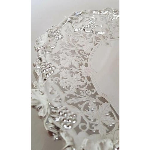 George VI Pierced Sterling Silver Compotier, Sheffield, 1940 For Sale - Image 6 of 14