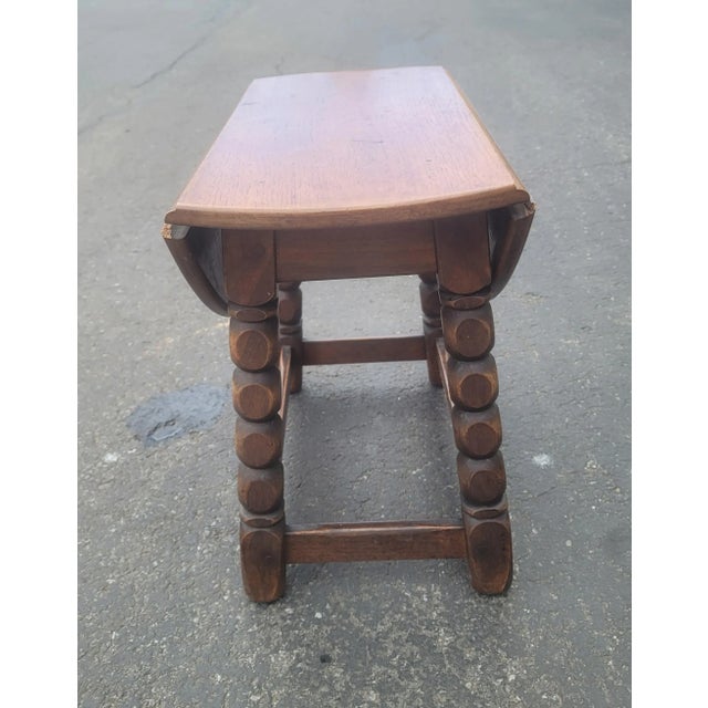 Jacobean Early 20th Century Jacobean Low Oak Drop-Leaf Side Table For Sale - Image 3 of 10