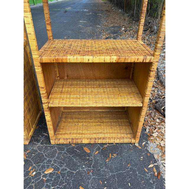 Vintage Burnt Woven Bamboo Etagere Pair - Arched Palm Beach Regency For Sale In Miami - Image 6 of 8