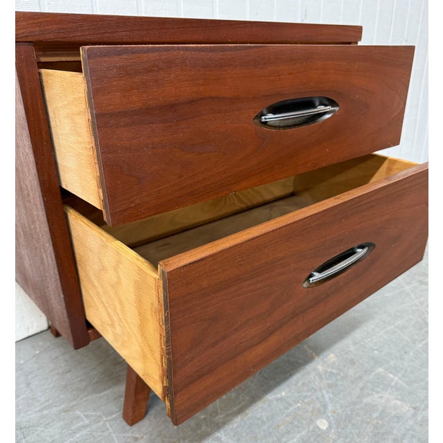 Brown Mid-Century Modern Walnut Nightstands - Set of 2 For Sale - Image 8 of 9
