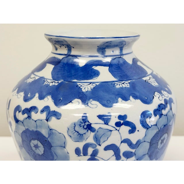 Chinoiserie Vintage Porcelain Blue and White Floral Motif Jar For Sale - Image 3 of 7
