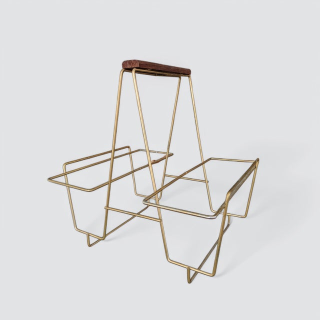 Gold Mid Century Modern Gold Metal Music Record Holder Magazine Rack With Walnut Handle For Sale - Image 8 of 8