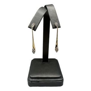 Diamond Drop Earrings in 14kt Yellow Gold - 0.50ctw Hi Si, Push Backs, New, A Pair For Sale