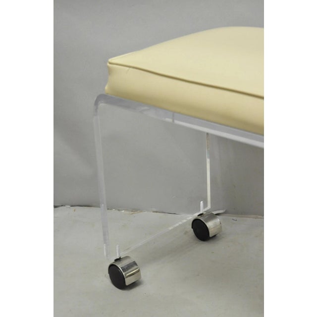 Mid-Century Modern Vintage Mid Century Modern Clear Lucite Waterfall Vanity Bench Stool on Wheels For Sale - Image 3 of 8