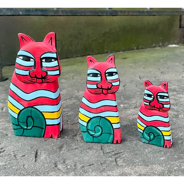 Bright Pink Vintage Hand-Painted Wooden Folk Art Cats- Set of 3 For Sale - Image 8 of 10