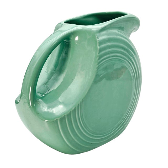 1930s Vintage Fiesta Light Green Disc Pitcher 7.5" (64 Oz), C. 1936–1951 For Sale - Image 5 of 11