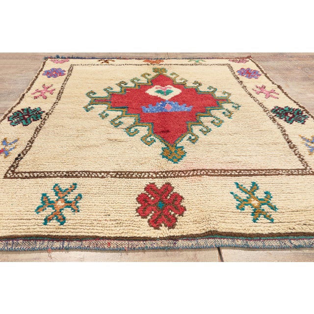 Vintage Azilal Moroccan Rug, 05'03 X 07'05 For Sale - Image 9 of 10