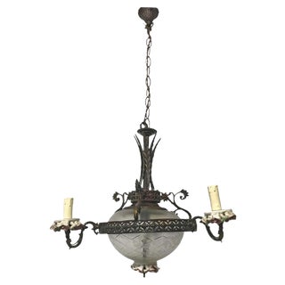 Italian Vintage Capodimonte Porcelain Bronze Chandelier For Sale