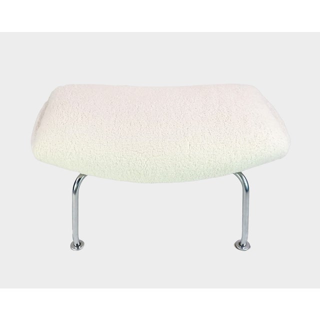 White 1960s Hans Wegner Original Ox Chair and Ottoman For Sale - Image 8 of 9
