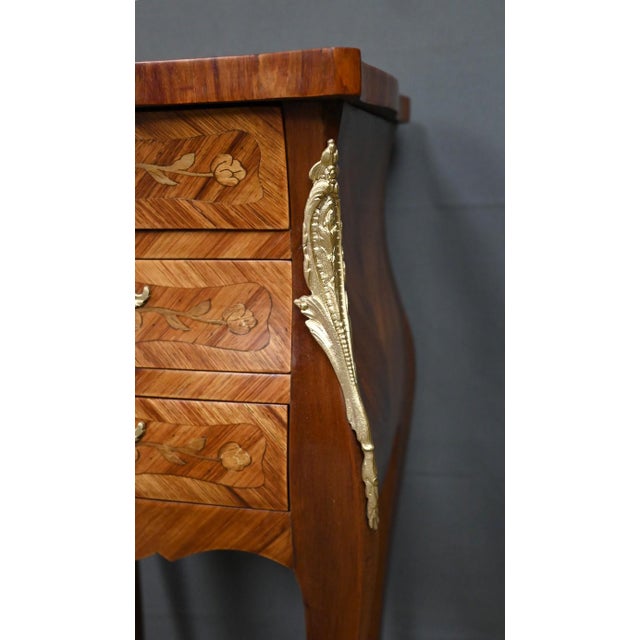 Mid-20th Century Louis XV Marquetry Bedside Tables, Set of 2 For Sale - Image 9 of 18