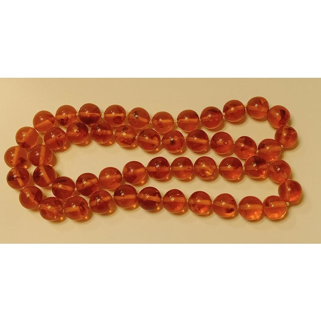 Boho Chic Mid-Century Baltic Amber Necklace For Sale - Image 3 of 12