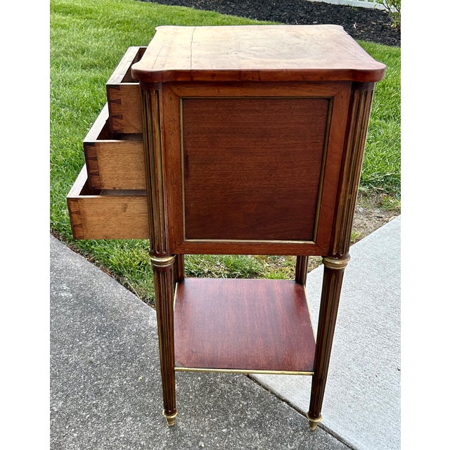 Early 20th Century Antique French Regency Style Three Drawer Mahogany Chest W/Brass Fittings For Sale - Image 5 of 13