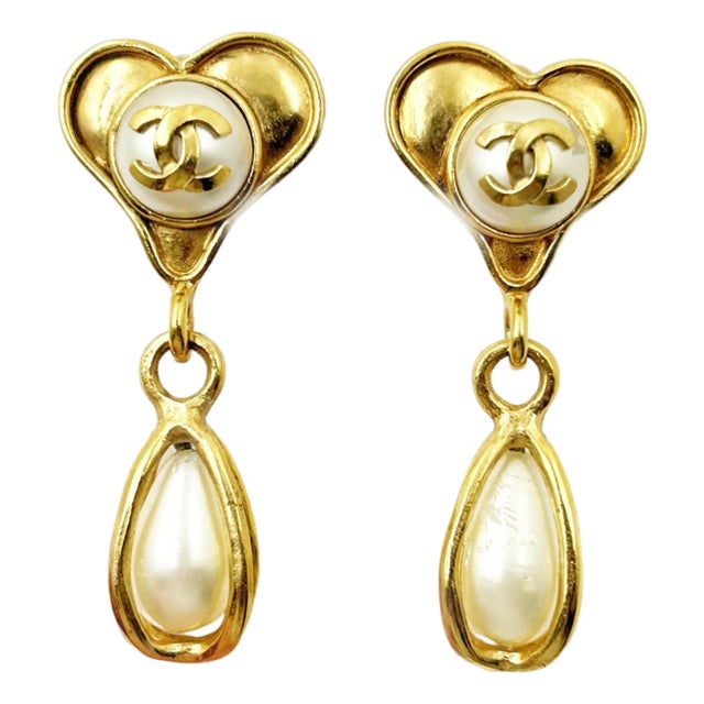 Chanel Vintage Gold Plated CC Heart Pearl Tear Drop Dangle Clip on Large Earrings For Sale
