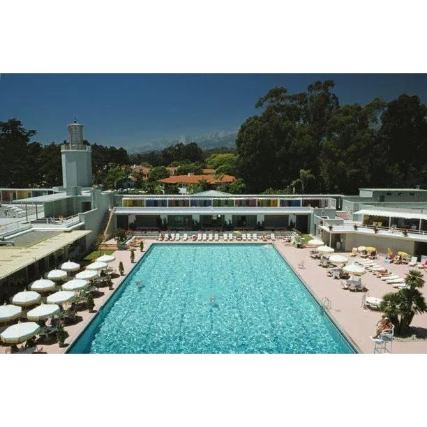 Monte Carlo Pool 1975 White umbrellas line a swimming pool in Monte Carlo, July 1975 (Photo by Slim Aarons) Slim Aarons...
