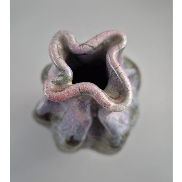 Meiji Japanese Sumida Gawa Vase in Lavender Flambé by Ban-Ni, Sage and Karako, 1900 For Sale - Image 6 of 14