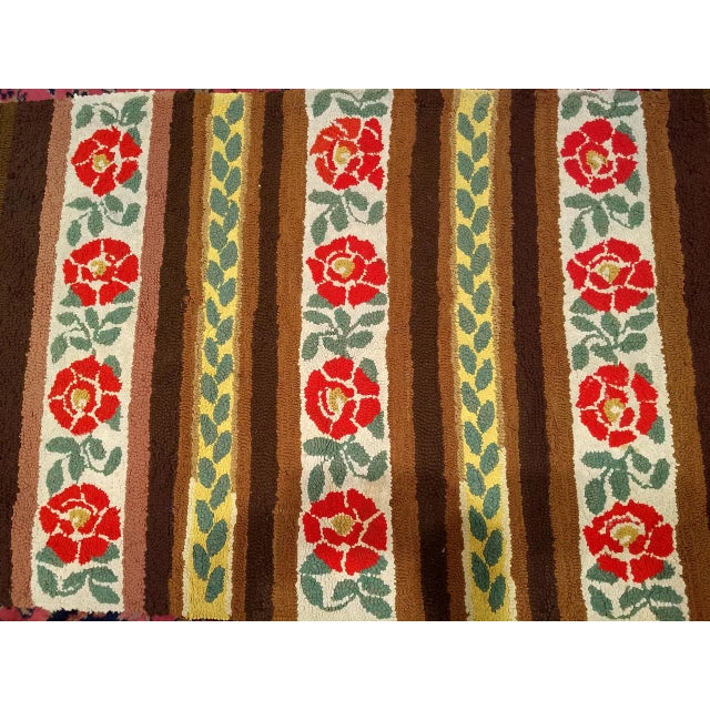 Textile Vintage Hand-Hooked Rug, Banded Floral Pattern, American Folk Art, 3x4 For Sale - Image 7 of 9