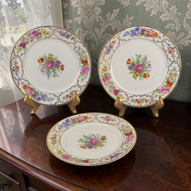 This vintage set of three elegant serving dishes by Rosenthal is a rare find, originating from Bavaria, Germany. The...