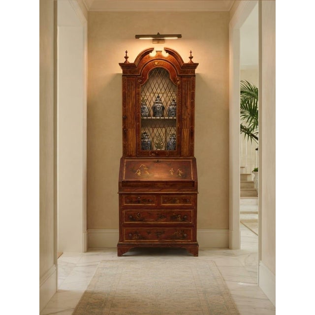 18th-Century Venetian Style Red & Gold Chinoiserie Bureau Cabinet For Sale - Image 11 of 12
