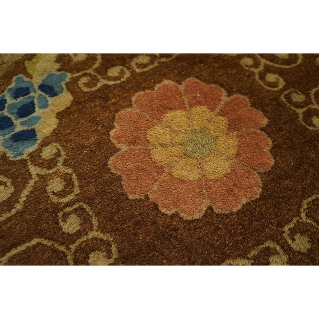 Brown 1920s Brown Medallion Antique Chinese Peking Rug 2' X 2' Round Wool Carpet For Sale - Image 8 of 9