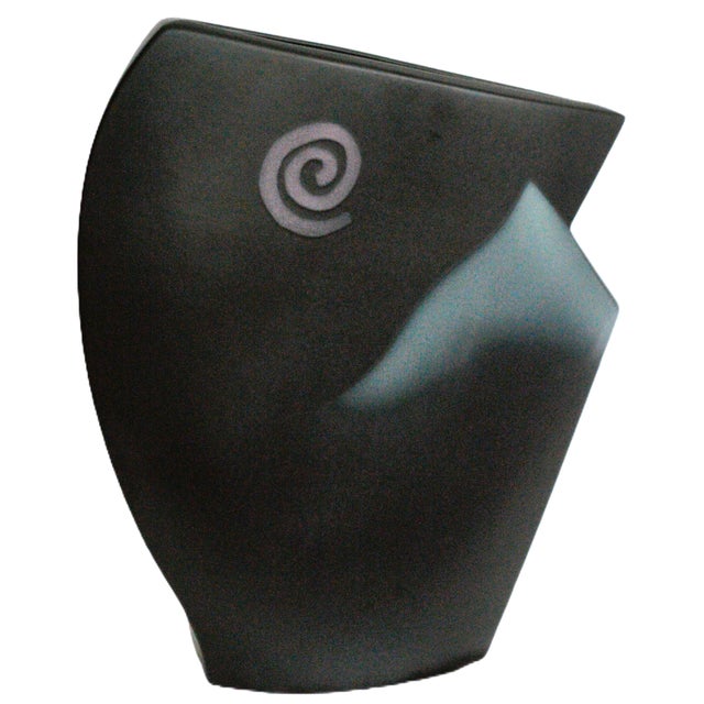 1990s John Bergen Satin Black Large Geometric Shape Ceramic Vase For Sale - Image 4 of 10