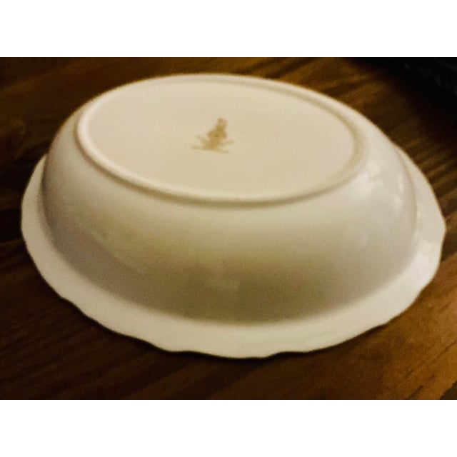 English Royal Doulton’s Monteigne Serving Dish For Sale - Image 3 of 11