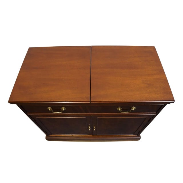 Wood Late 20th Century Hickory Chair Historical James River Collection Solid Mahogany Traditional Style 76" Flip Top Server Buffet For Sale - Image 7 of 13