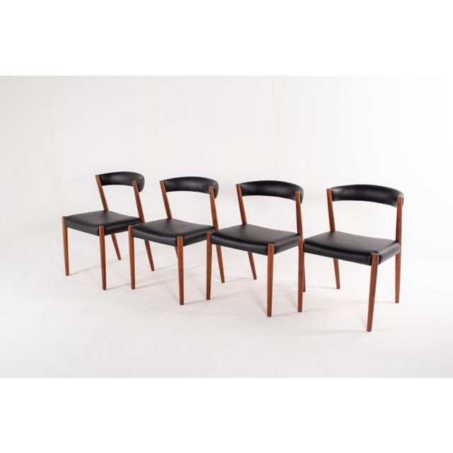 Mid-Century Modern Danish Teak Dining Chairs in Black Skai, 1960s, Set of 4 For Sale - Image 3 of 11