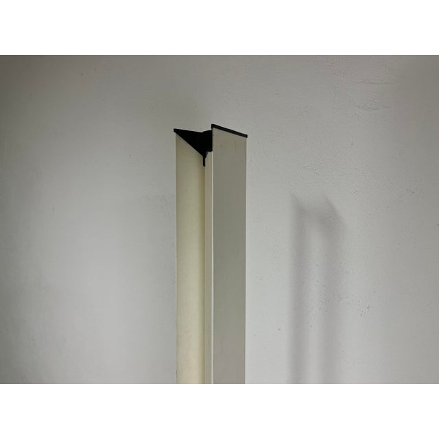 Flos Copricorno Floor Lamp in Painted Metal by Afra and Tobia Scarpa for Flos, 1980s For Sale - Image 4 of 9