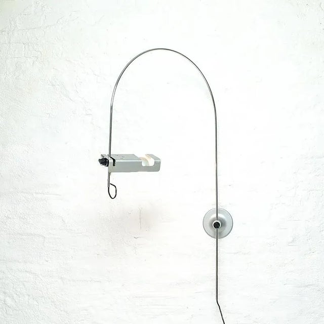 Joe Colombo Spider Wall Lamp by Joe Colombo for Oluce, 1967 For Sale - Image 4 of 12