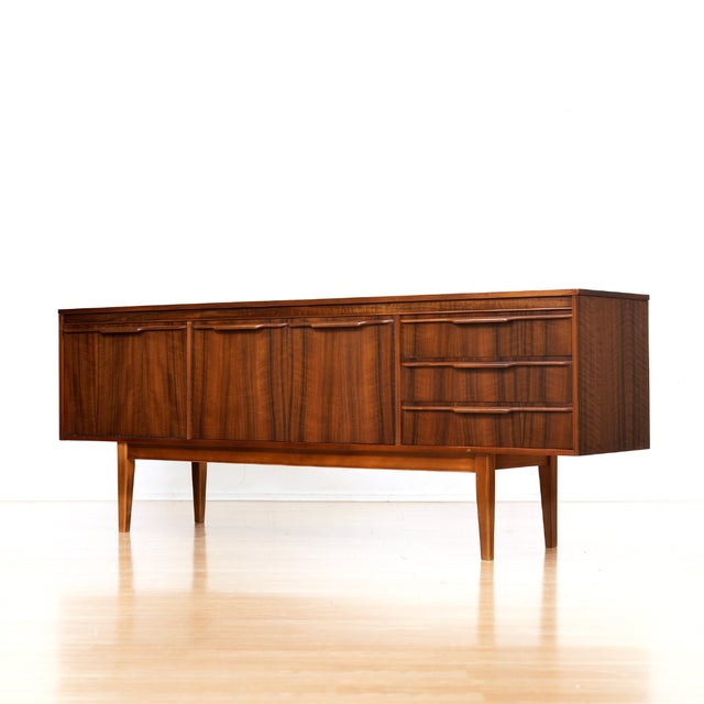 Mid-Century Modern Mid Century Long Credenza by Neil Morris for Morris of Glasgow, Attributed For Sale - Image 3 of 10