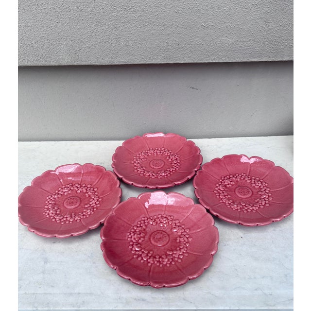 1950s Mid-Century French Majolica Pink Wild Rose Flower Plate Maunier Vallauris For Sale - Image 5 of 5