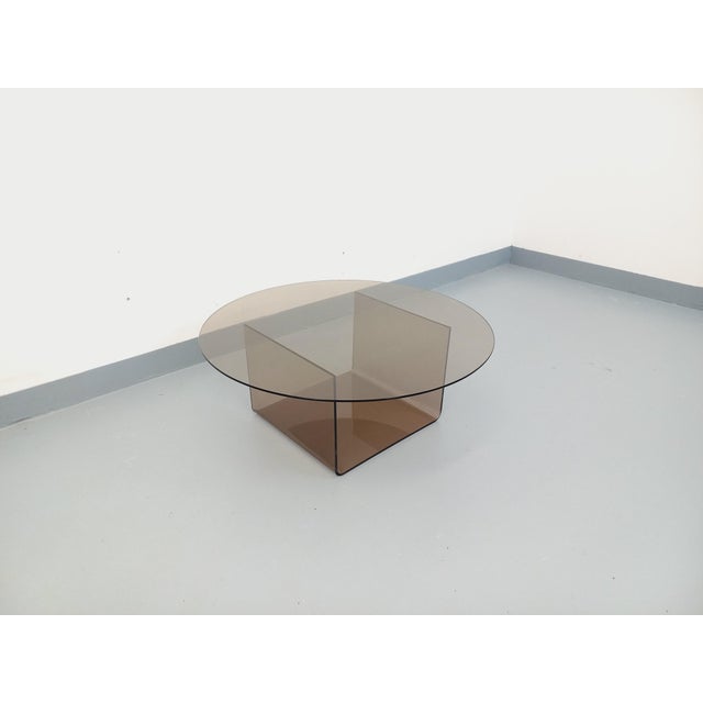 Vintage Round Coffee Table in Glass and Acrylic Glass, 1970s For Sale - Image 12 of 15