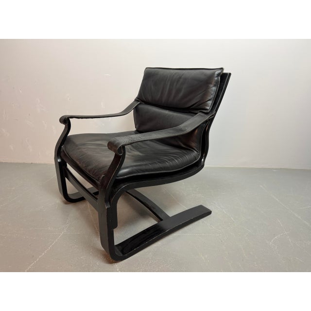 Mid-Century Black Leather Armchairs with Black Lacquered Wooden Frames by Åke Fribytter for Nelo, Sweden, 1970s, Set of 2 For Sale - Image 12 of 13