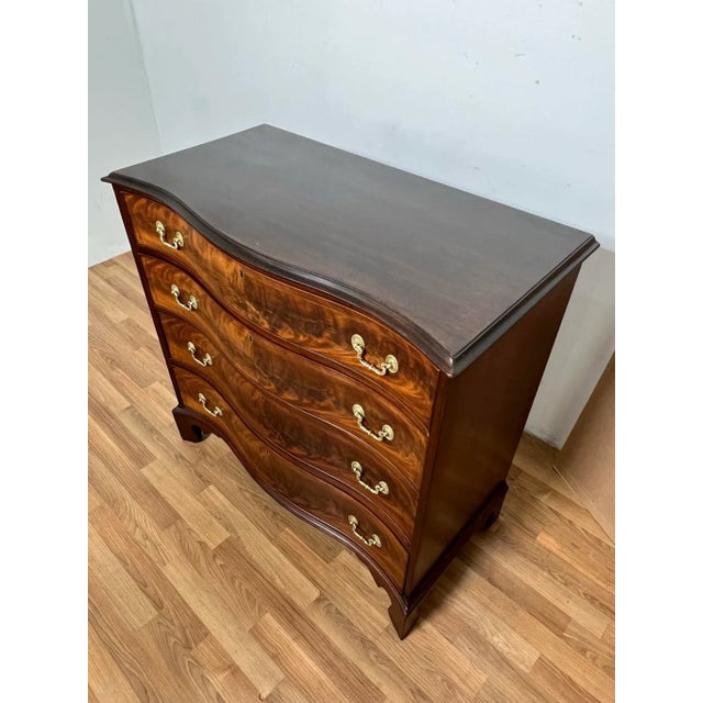 Ca. 1790s Antique George III Serpentine Mahogany Chest of Drawers For Sale - Image 4 of 13