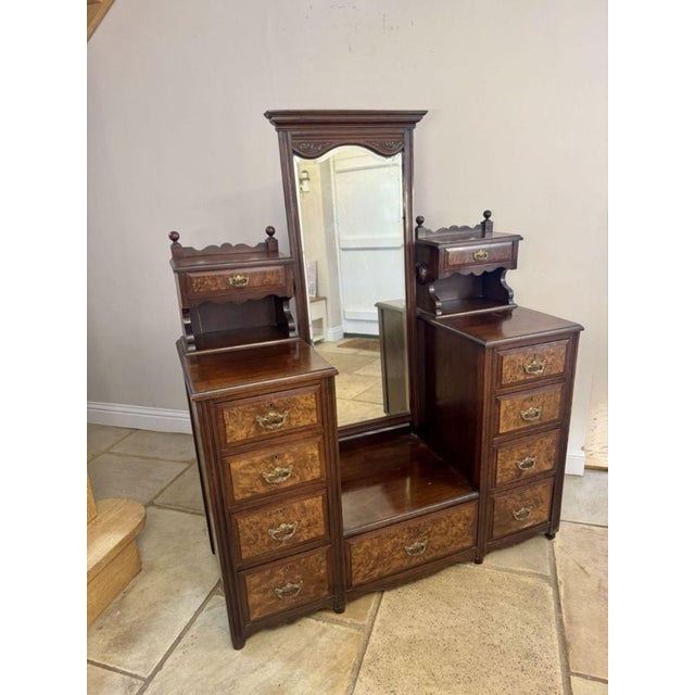 Fine quality antique Victorian burr walnut dressing table, having a quality antique Victorian dressing table chest, with a...
