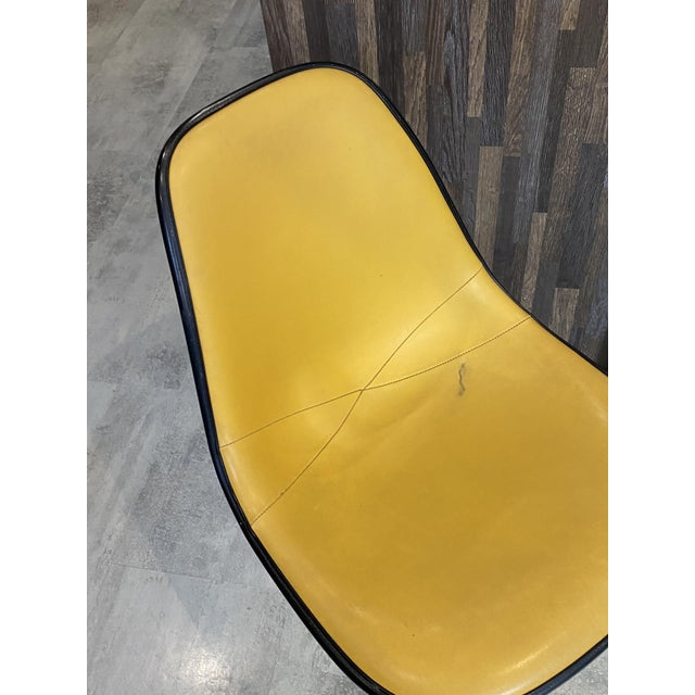Vintage Yellow Vinyl-Covered Fiberglass Chair by Charles and Ray Eames for Herman Miller, 1950s For Sale - Image 11 of 18