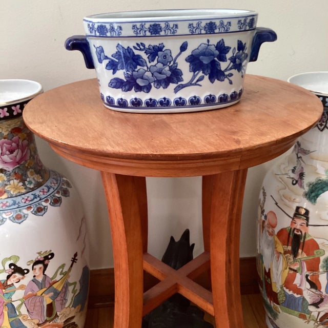 Vintage Chinoiseries Handcrafted Blue & White Footbath Planter With Handles For Sale - Image 10 of 12