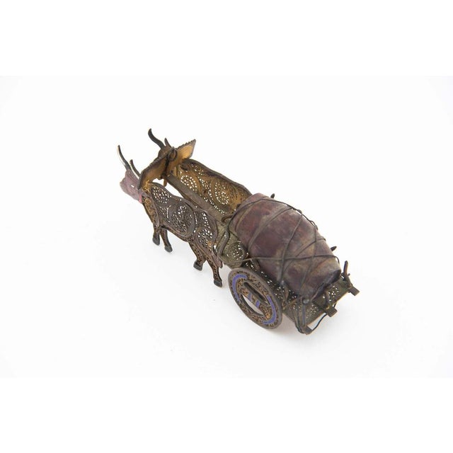 Miniature Yoke of Oxen in Gilded Silver with Filigree Mesh For Sale - Image 3 of 4