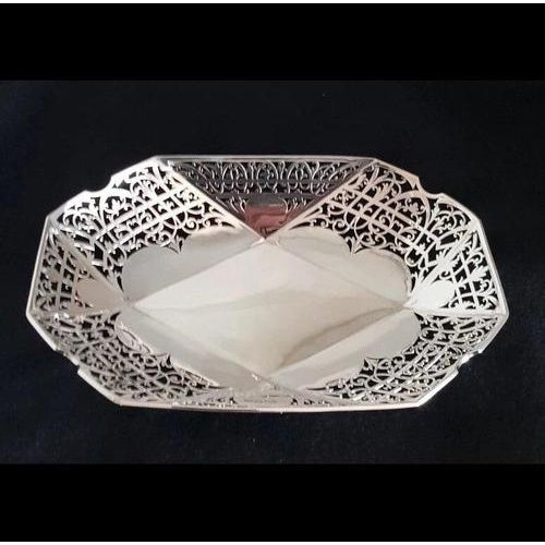 Brown Sterling Silver Fruit Bowl or Cake Dish from Gladwin LTD, Sheffield 1942 For Sale - Image 8 of 18