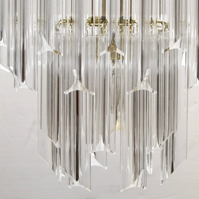 Kalmar 1980s 6 Light Chandelier With Lucite Crystals | Style of Kamer and Venini For Sale - Image 4 of 4