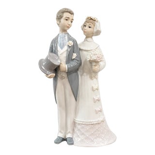 Vintage Spanish Porcelain Bride & Groom Figurine For Sale