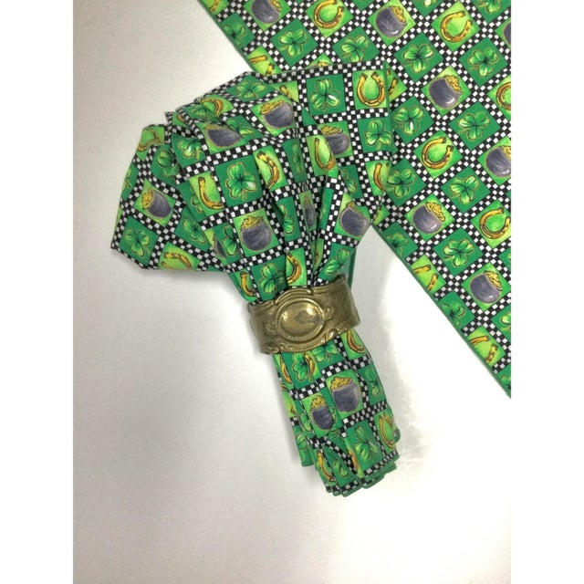 Shabby Chic Vintage Set of 4 Irish Cotton Dinner Napkins Never Used For Sale - Image 3 of 5