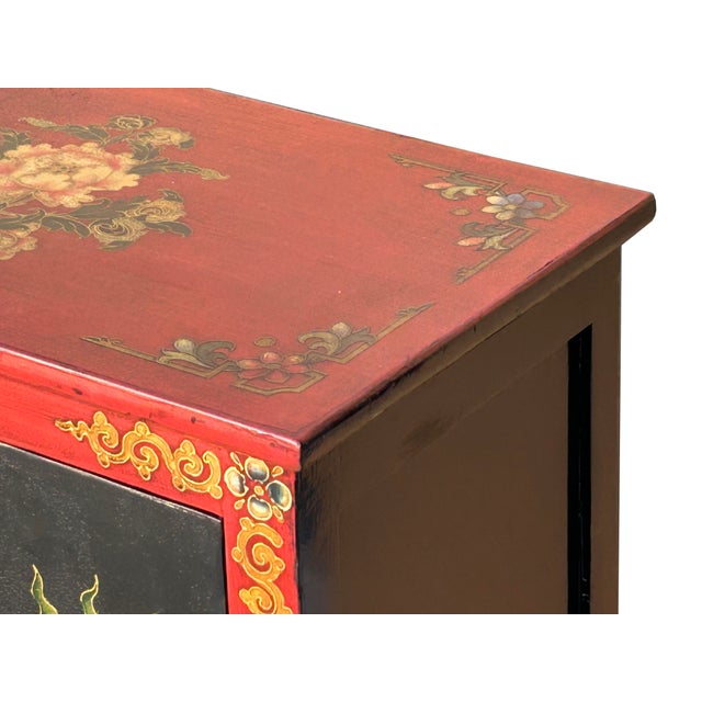 Tibetan Oriental Black Red Foo Dogs Lions End Table Nightstand For Sale - Image 9 of 13