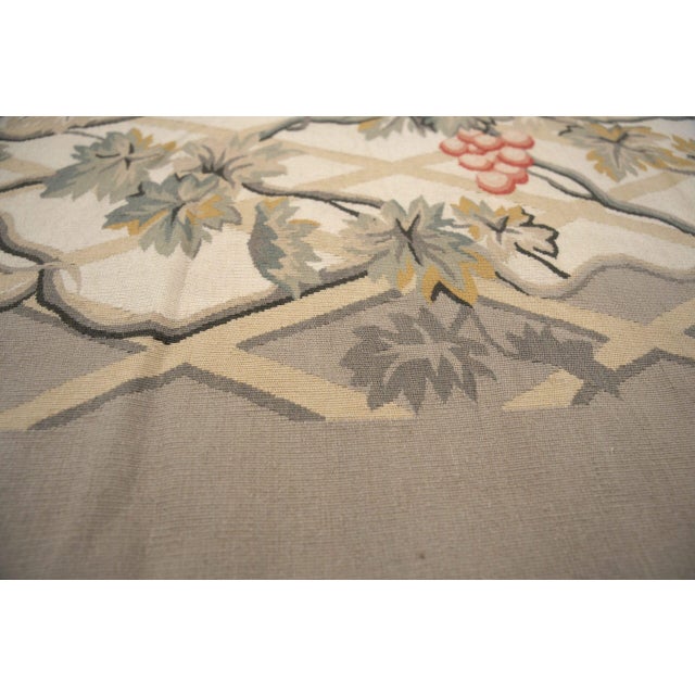 9x12 Vintage Aubusson Flat Weave Wool Rug, Grey Grapevine Trellis For Sale - Image 9 of 12