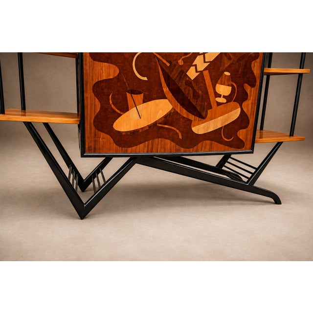 Brazilian Modern Bar in Imbuia, Roxinho and Pau Marfim With Party Motif Marquetry, Brazil, 1950s For Sale In New York - Image 6 of 18