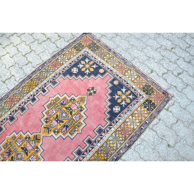 Boho Chic 1960s Oushak Nomadic Red Color Rug For Sale - Image 3 of 11