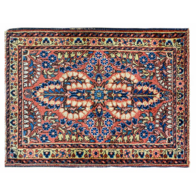 Early 20th Century Vintage Sarouk Rug For Sale In Chicago - Image 6 of 11